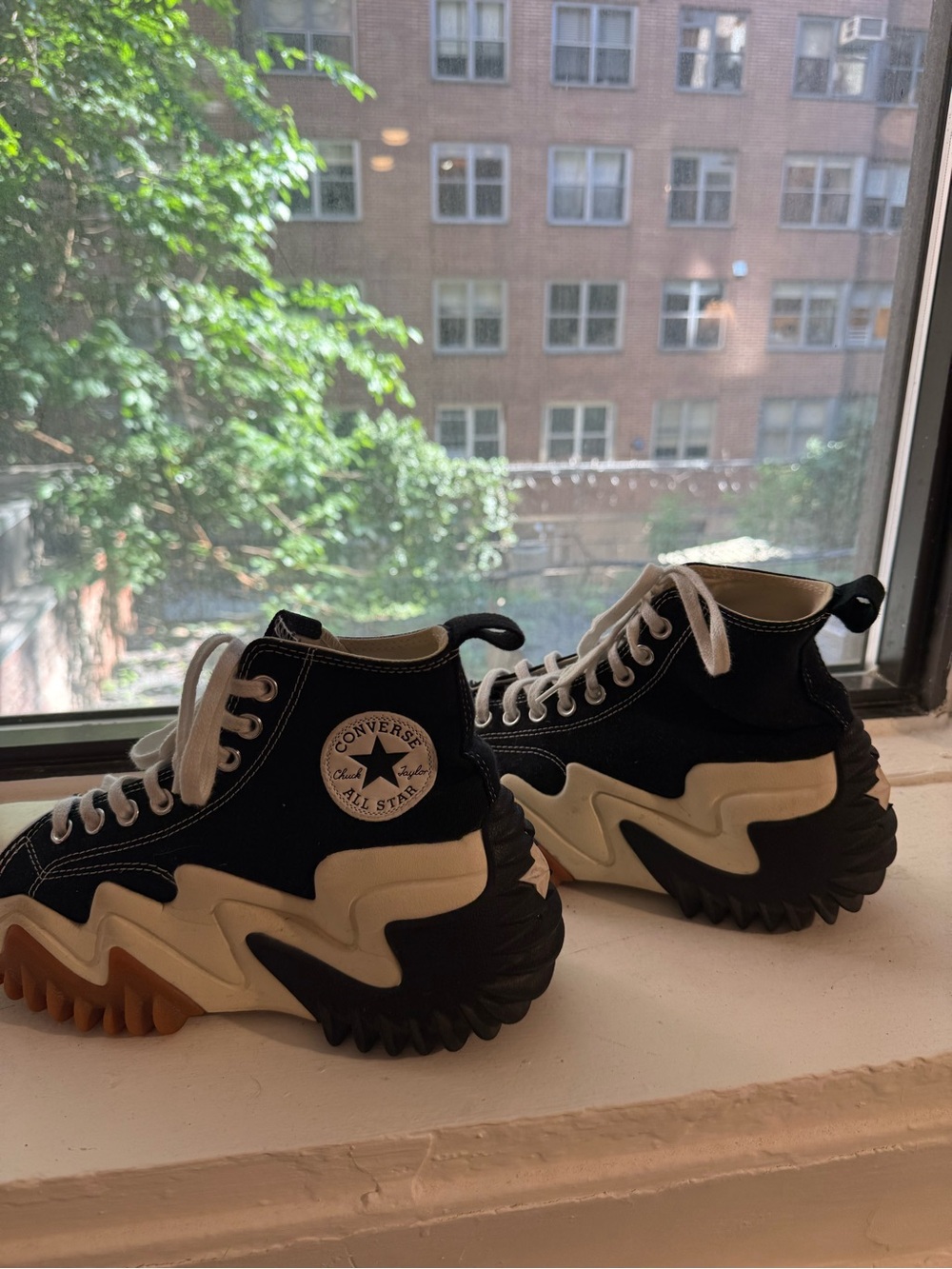Converse Run Star Hike High Top Sneakers - Black & White with Gum - Picture 5 of 6